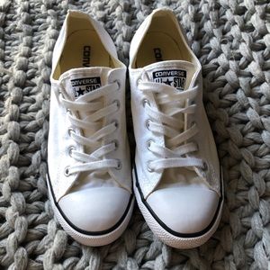 White converse sneakers